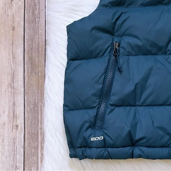 The North Face Women’s Hydrenalite Down Vest - Picture 4 of 9